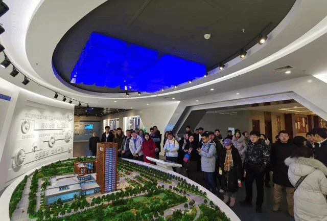 4B217748DF1CF9357CDF1CE6940_C26FD46C_23691